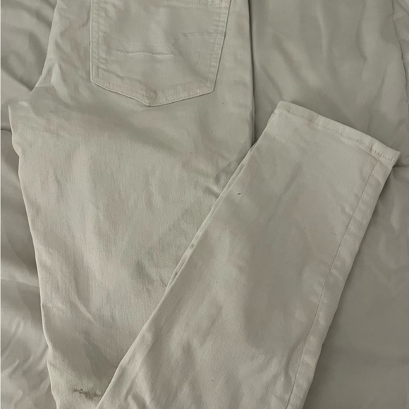 American eagle. Size 6. White jegging - Picture 2 of 3